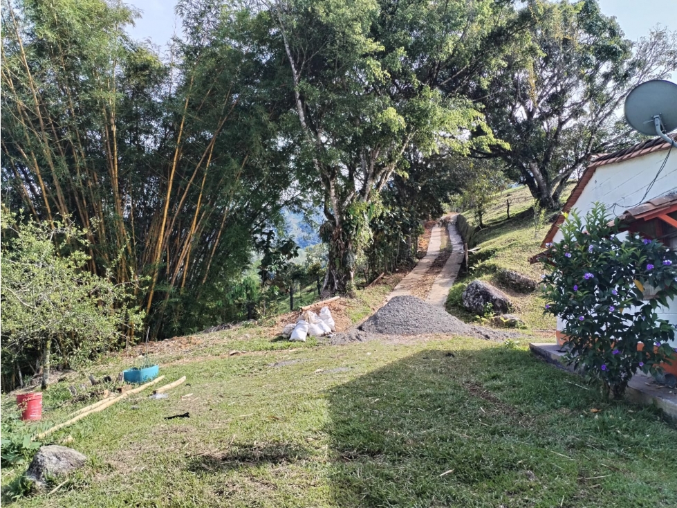 ¡Excelente Oportunidad! Lote en Venta Sector Los Cedros, CocornÃ¡ — foto 4