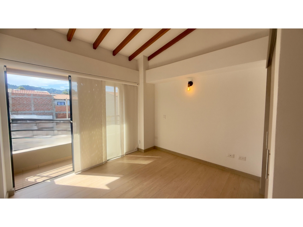 Casa campestre esquinera en venta, sector La floresta, La Ceja - 6