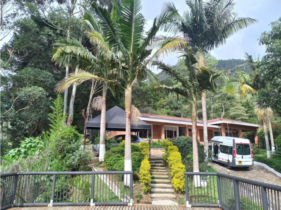 Casa Campestre en Venta Sector Loma del Escobero, Envigado — foto 2