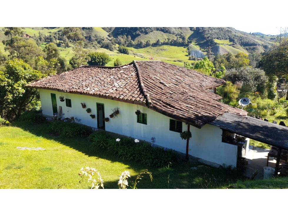 Casa Finca en Venta Sector Las Piedras, La Ceja Antioquia — foto 2