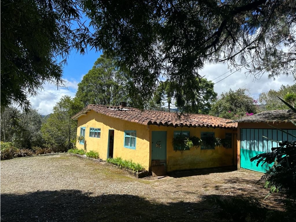 Casa lote en Juanito Laguna, El Retiro Precio de oportunidad — foto 2