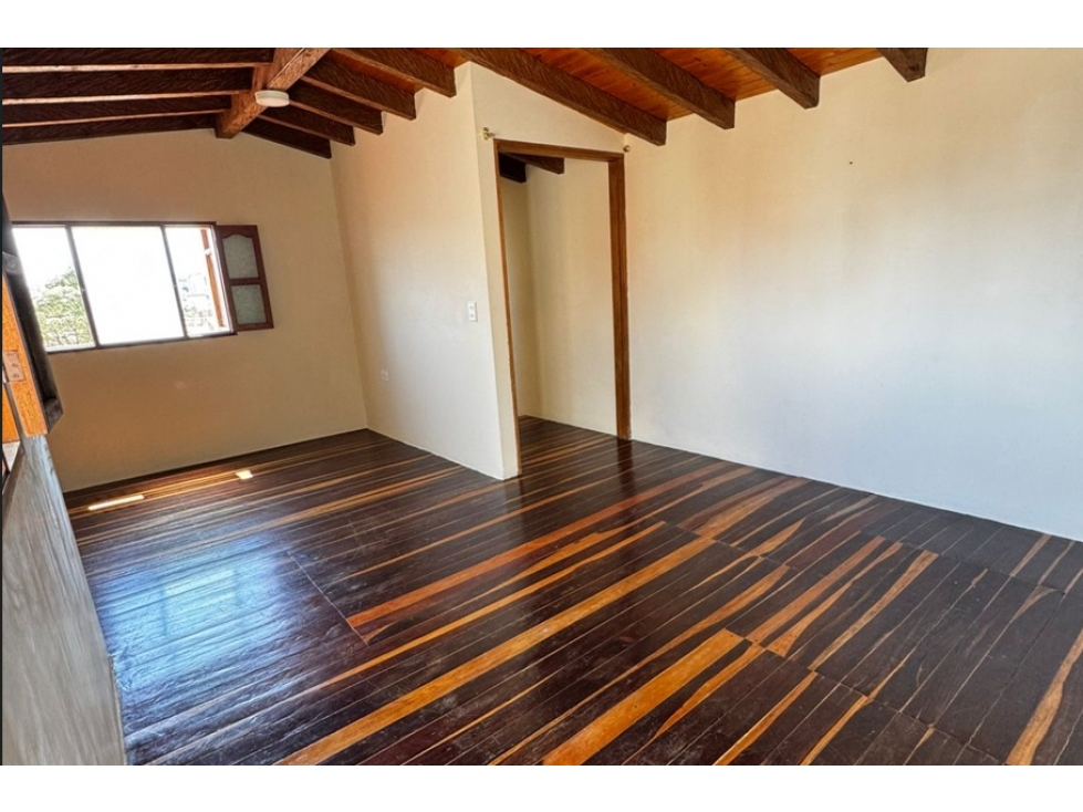Exclusivo apartamento dúplex con mansarda en el corazón de Marinilla — foto 6