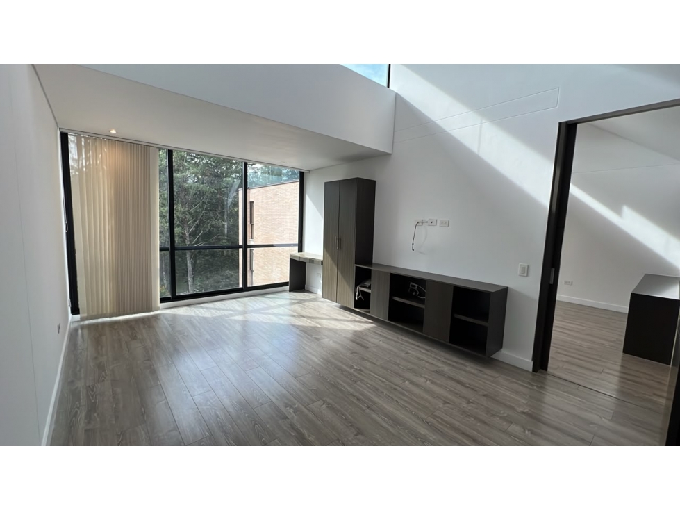 Suite en venta en unidad exclusiva para mayores de 50, en El Retiro — foto 2