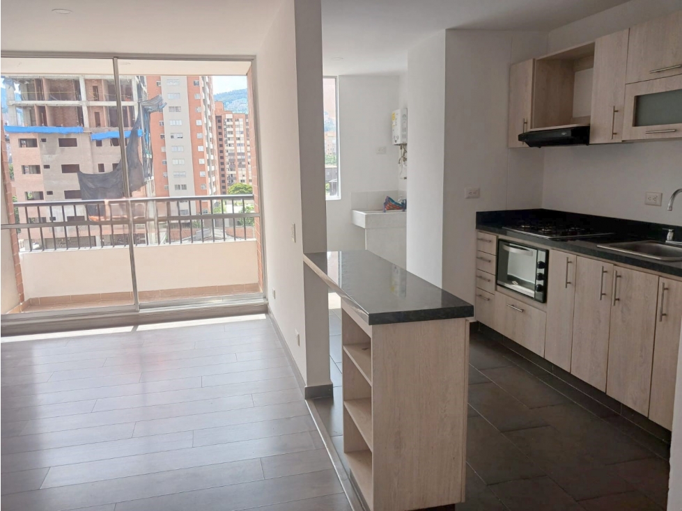 Apartamento en Venta Sector Los Colores Medellin