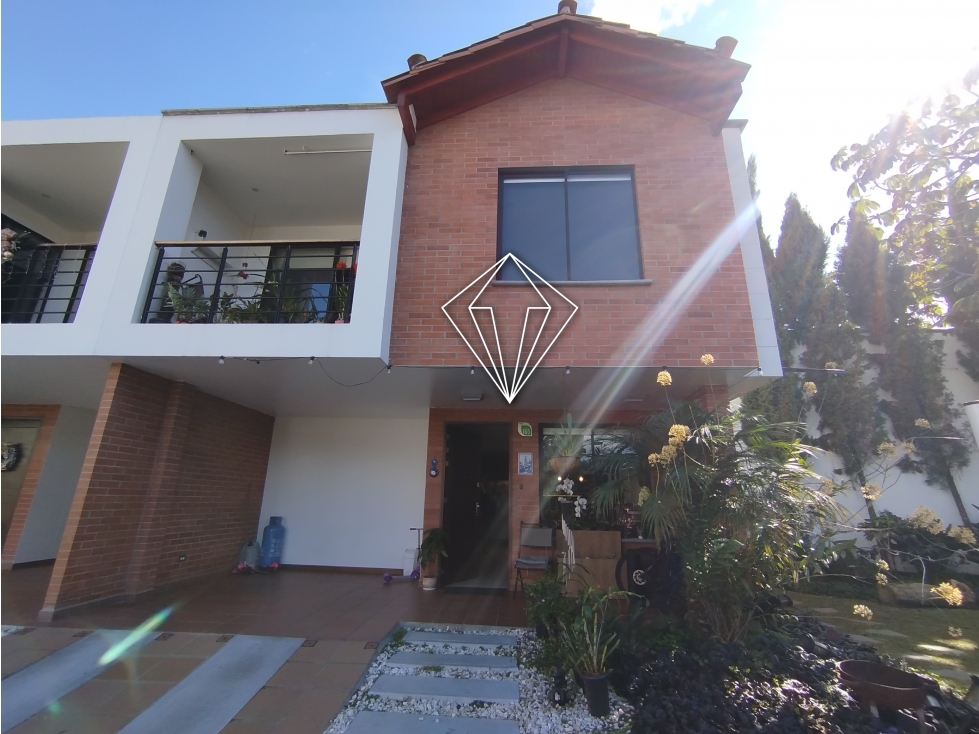 Venta de casa en La Ceja - unidad cerrada