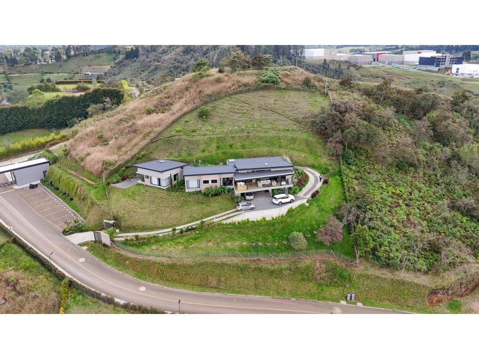 Venta de finca en Guarne- paisaje y accesibilidad — foto 5