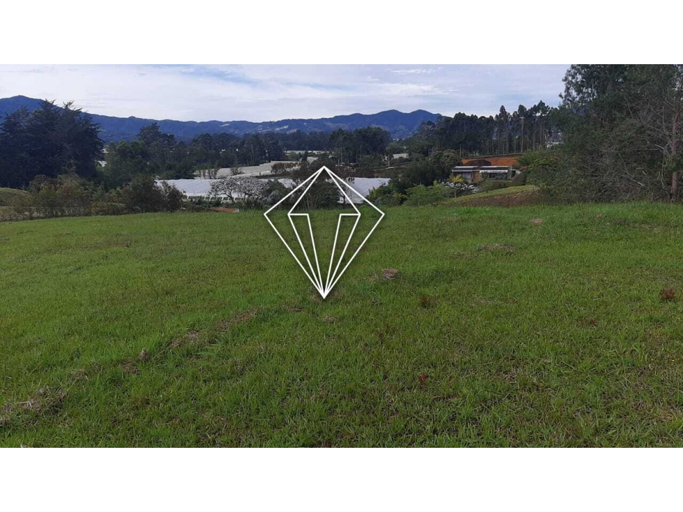 LOTE EN VENTA LA CEJA RIONEGRO UNIDAD CERRADA