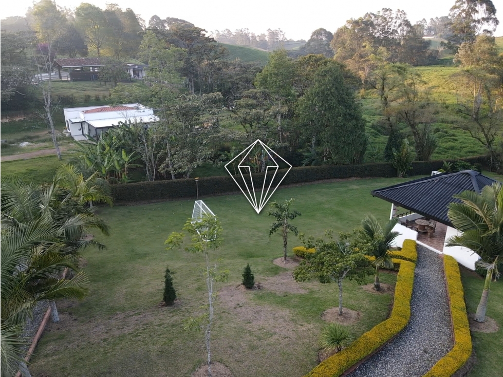 Venta de finca en parcelación en El Carmen de Viboral — foto 2