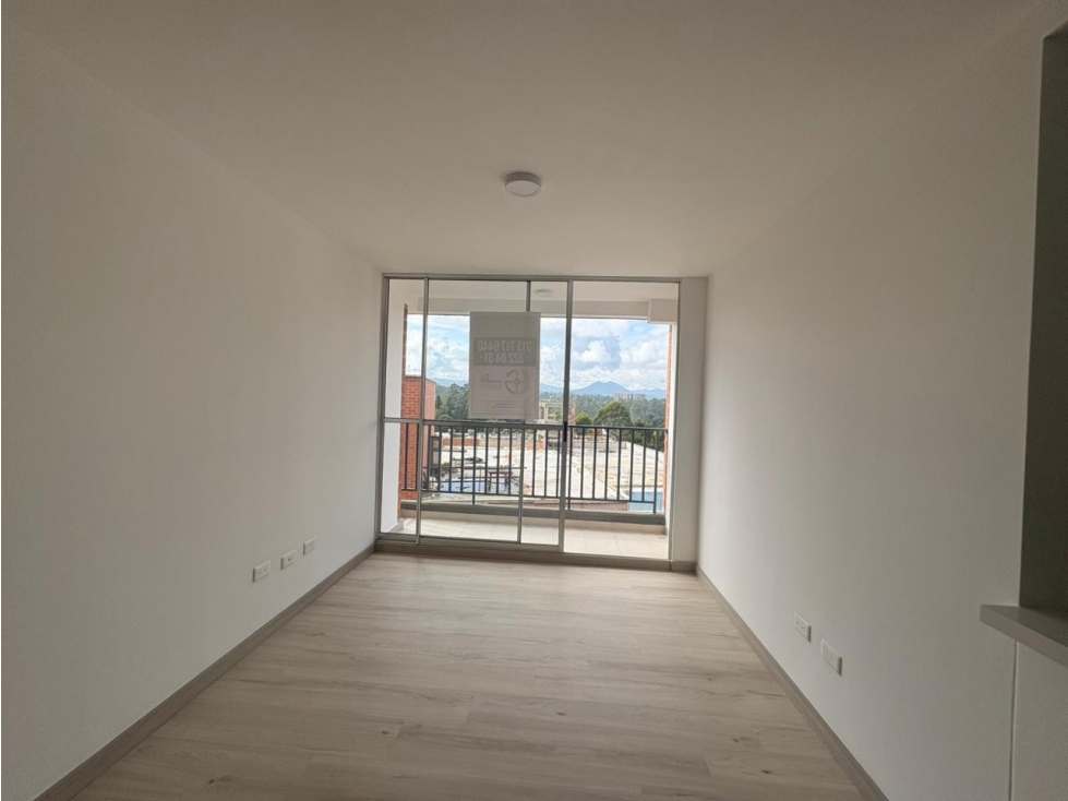 Venta de apartamento en unidad cerrada en Rionegro — foto 2