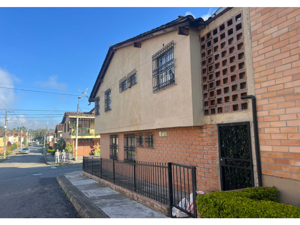 CASA EN VENTA EN SAN ANTONIO