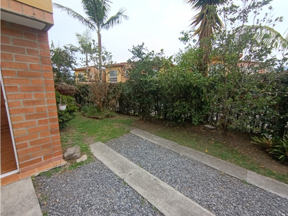Arriendo casa en unidad cerrada en La Ceja — foto 3