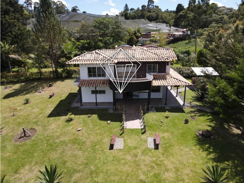 CASA CAMPESTRE EN VENTA EN EL CARMEN DE VIBORAL — foto 2