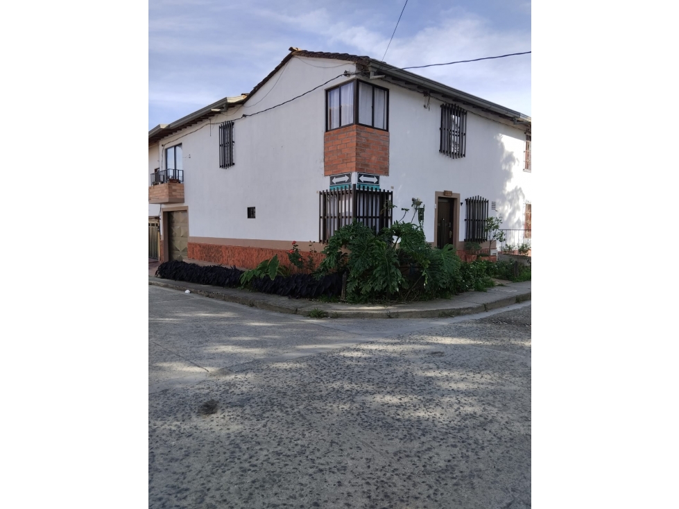 Venta de casa en La Ceja- sector tranquilo y residencial