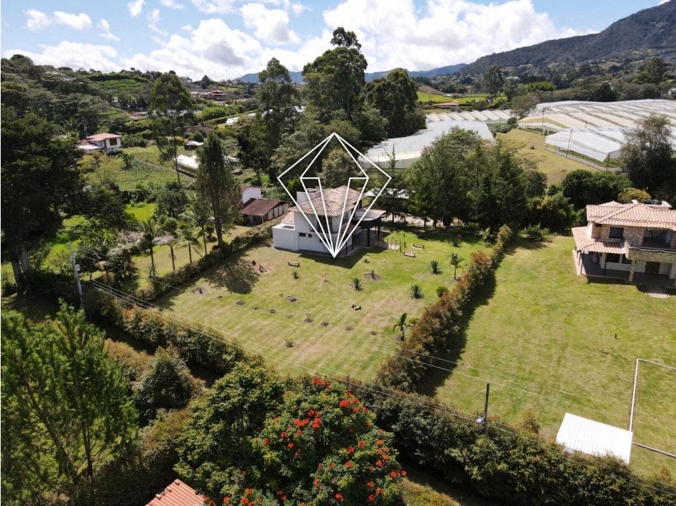 CASA CAMPESTRE EN VENTA EN EL CARMEN DE VIBORAL — foto 4