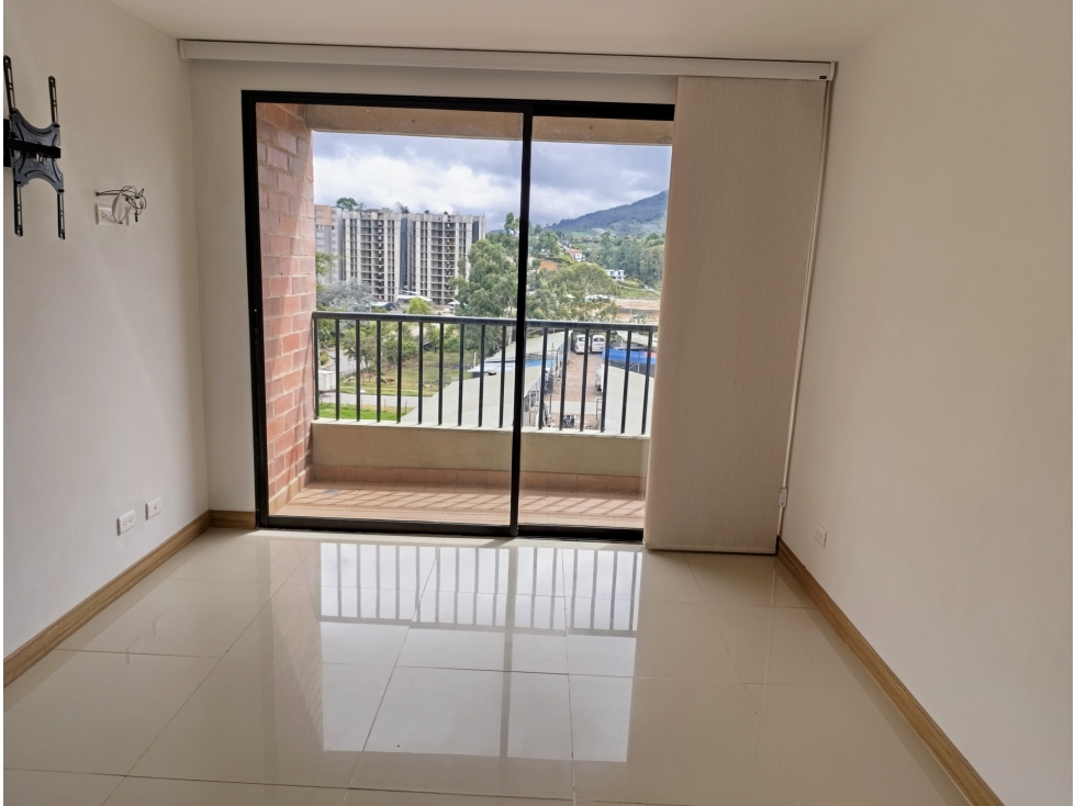 Apartamento en venta en unidad cerrada en El Carmen de Viboral — foto 4