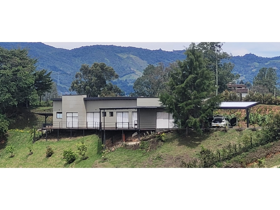 Venta de finca en El Carmen de Viboral- Vereda Samaria — foto 2