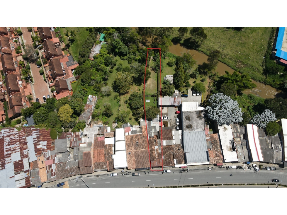 Oportunidad de Inversión Única: Casa- lote a una cuadra de San Nicolás — foto 3