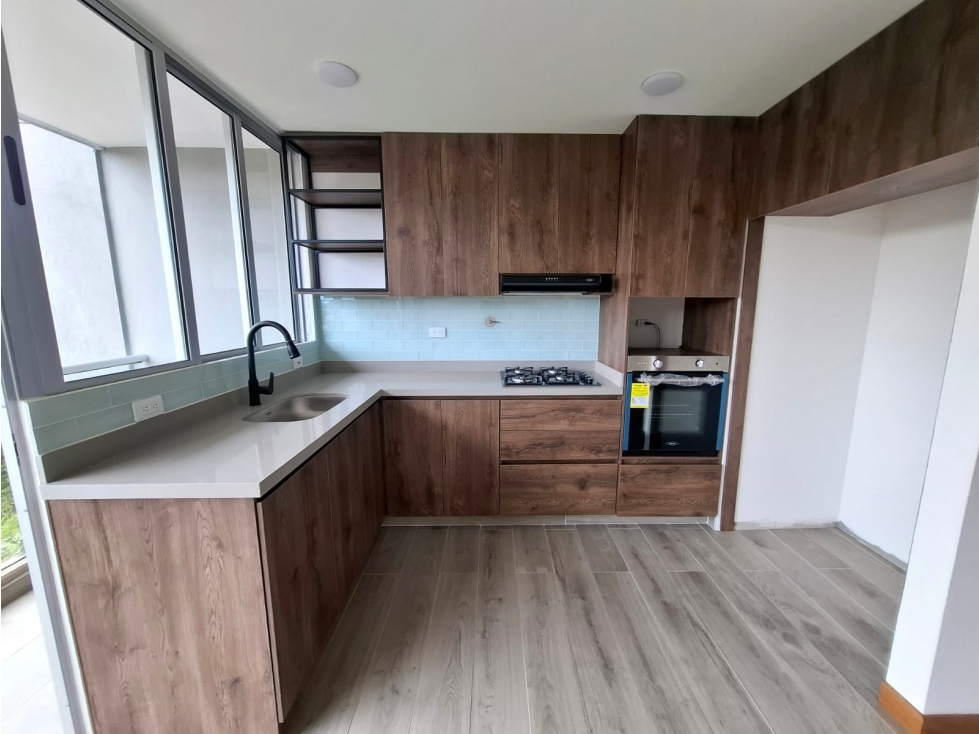 Arriendo apartamento en unidad cerrada en La Ceja — foto 5