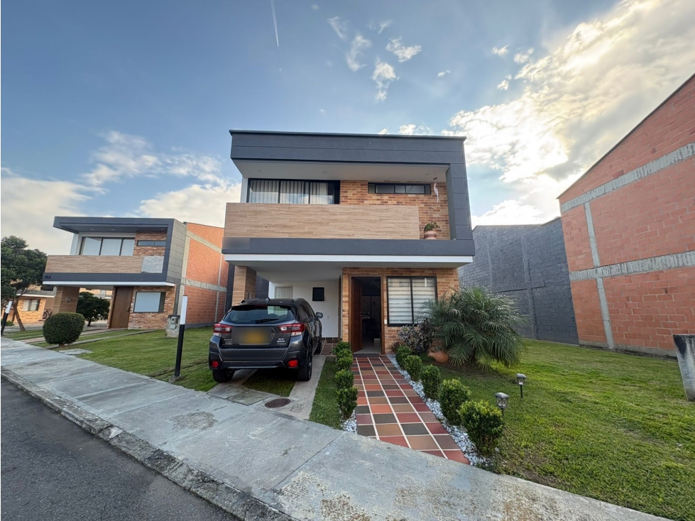Venta de casa en La Ceja - unidad cerrada tranquilidad y comodidad