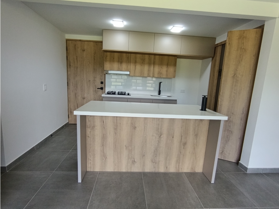 Arriendo apartamento nuevo en unidad cerrada en La Ceja — foto 2