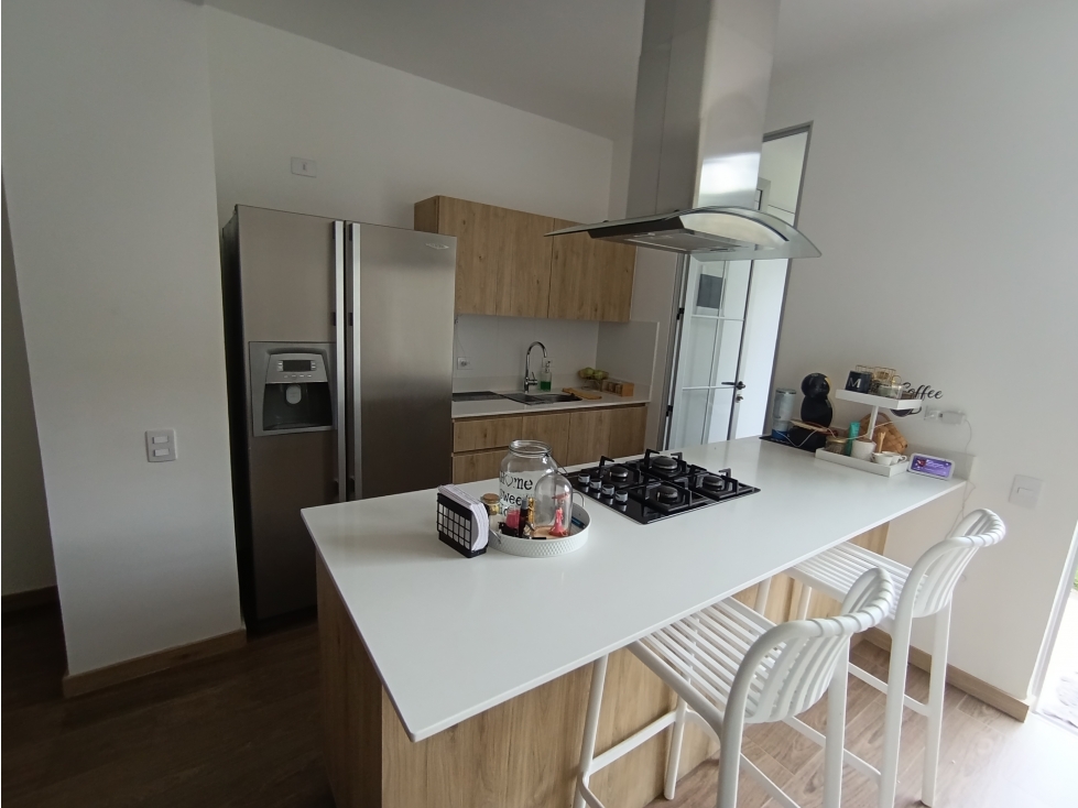 Arriendo casa en unidad cerrada en La Ceja- comodidad y tranquilidad — foto 5