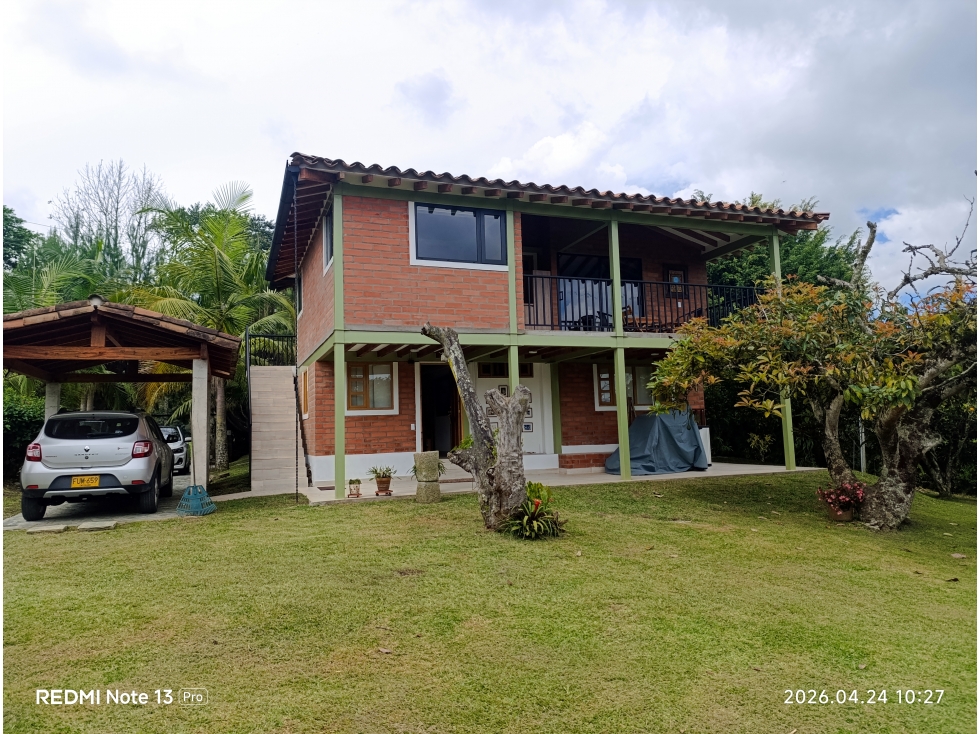 Venta de finca en Rionegro con 2 viviendas - Vd El Capiro — foto 2