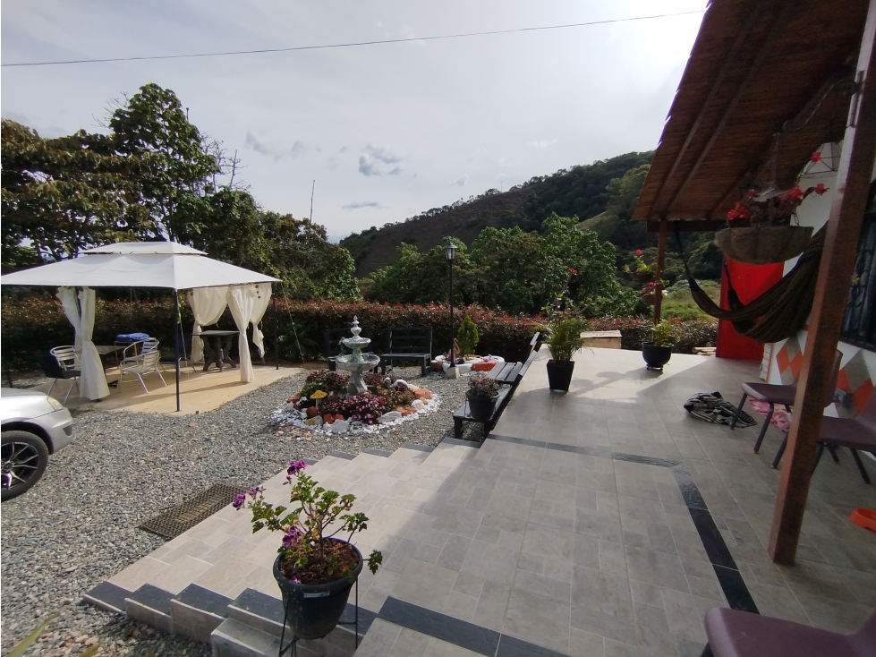 Finca en venta en La Ceja- a pocos minutos de la zona urbana — foto 4