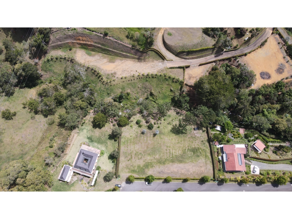 Venta de lote en parcelación en La Ceja - Exclusividad y tranquilidad — foto 2