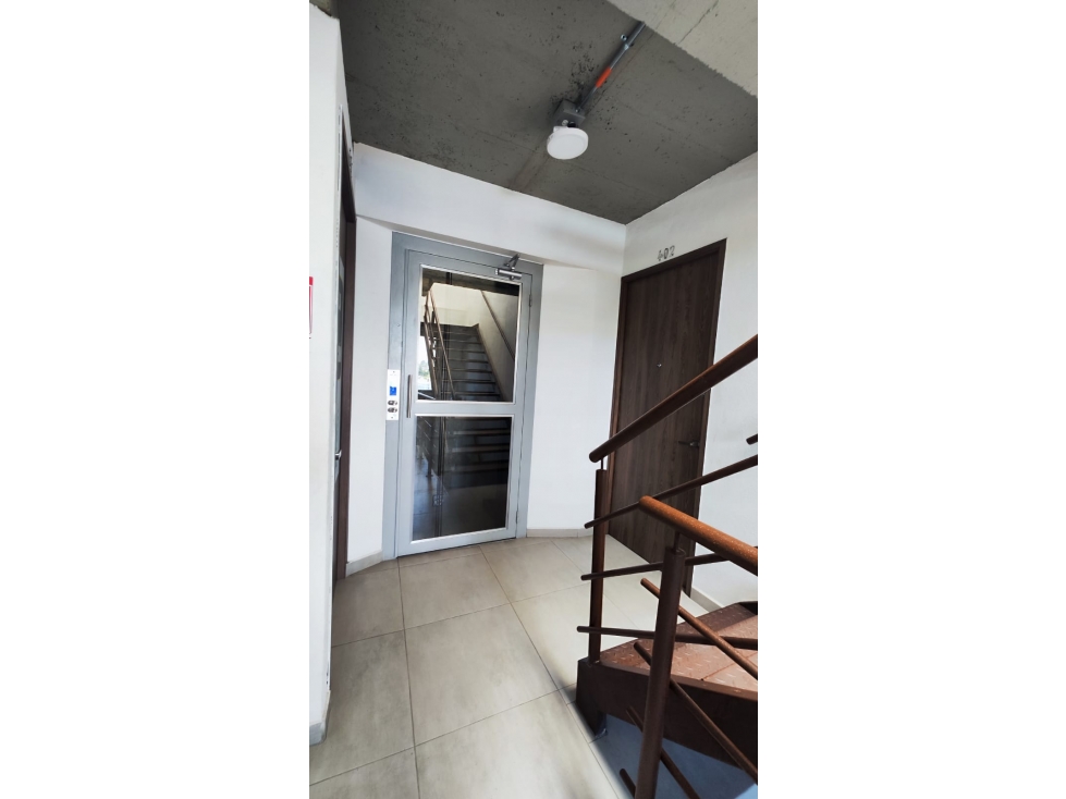 SE VENDE O ARRIENDA EN RIONEGRO - 4