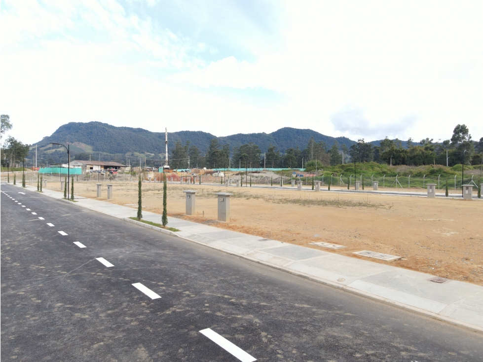 LOTE EN VENTA EN LA CEJA URBANO UNIDAD CERRADA — foto 4
