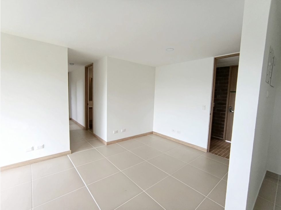 Arriendo apartamento en unidad cerrada en La Ceja — foto 6