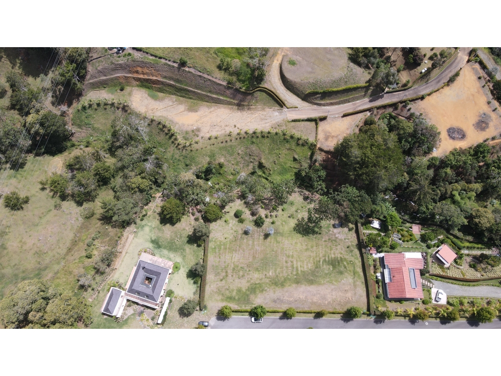 Venta de lote en parcelación en La Ceja - Exclusividad y tranquilidad — foto 3