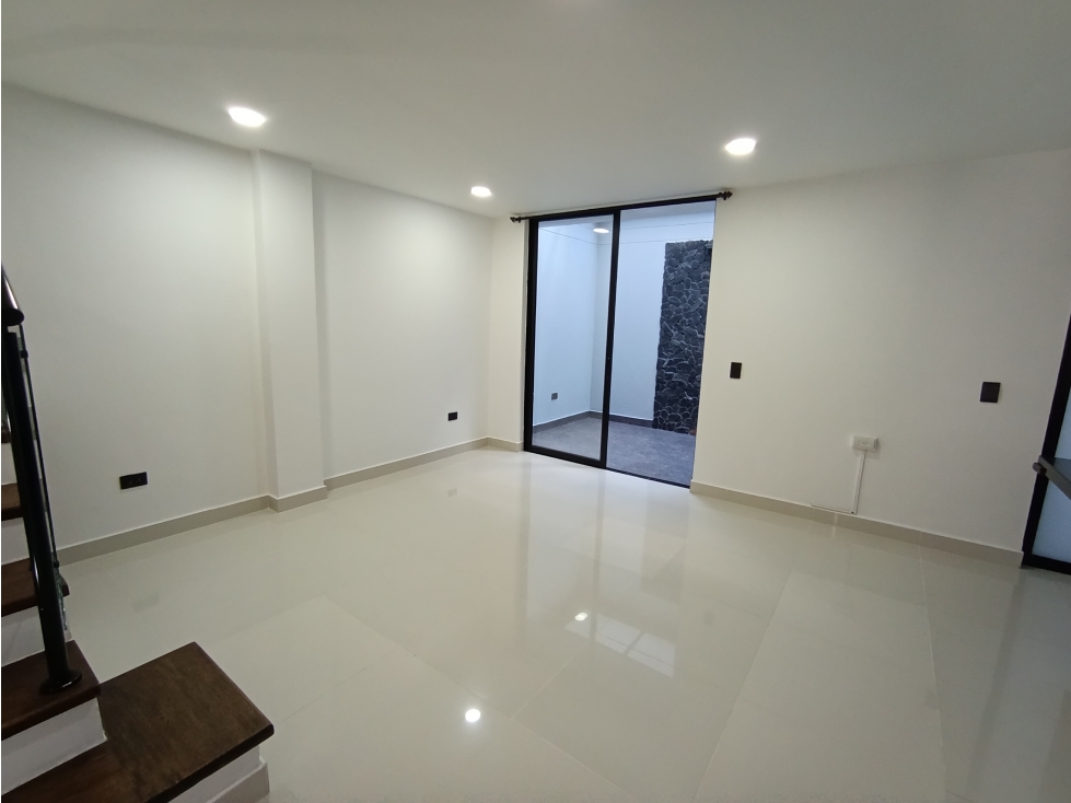 Arriendo casa en unidad cerrada en La Ceja — foto 3