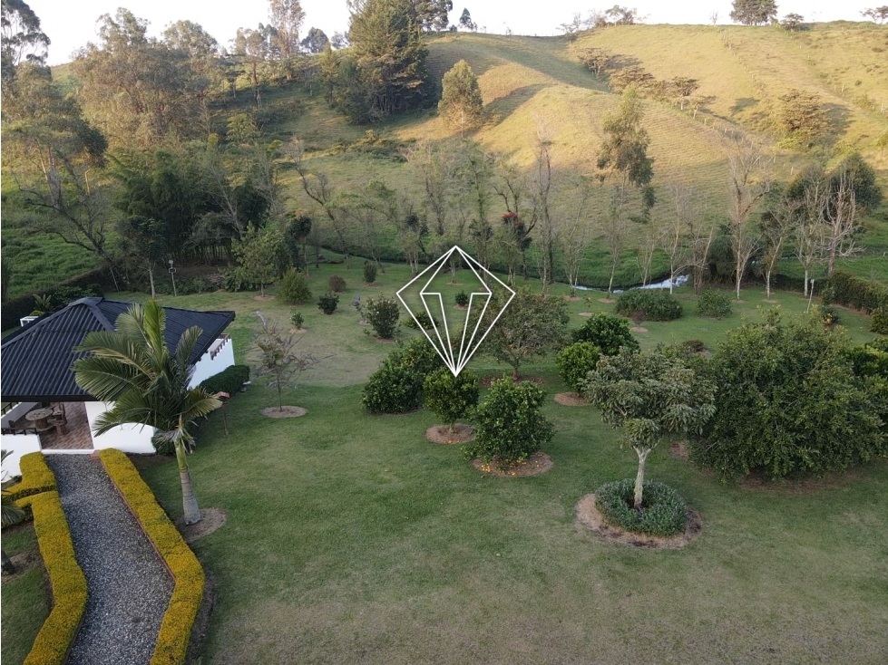 Venta de finca en parcelación en El Carmen de Viboral — foto 3
