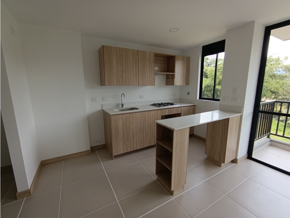 Arriendo apartamento en unidad cerrada en La Ceja — foto 3