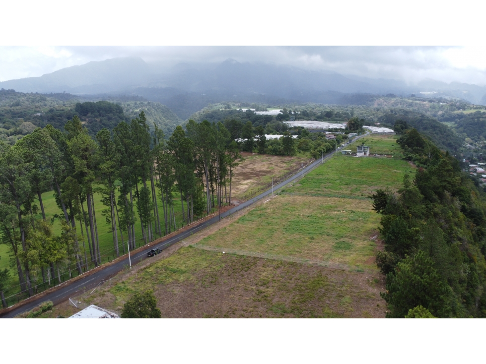 Terrenos en Venta con Vistas Panorámicas en El Salto, Boquete — foto 2