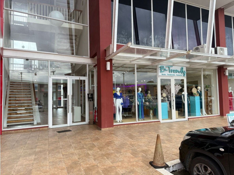 Local Comercial en Santa Cruz Tower — foto 5