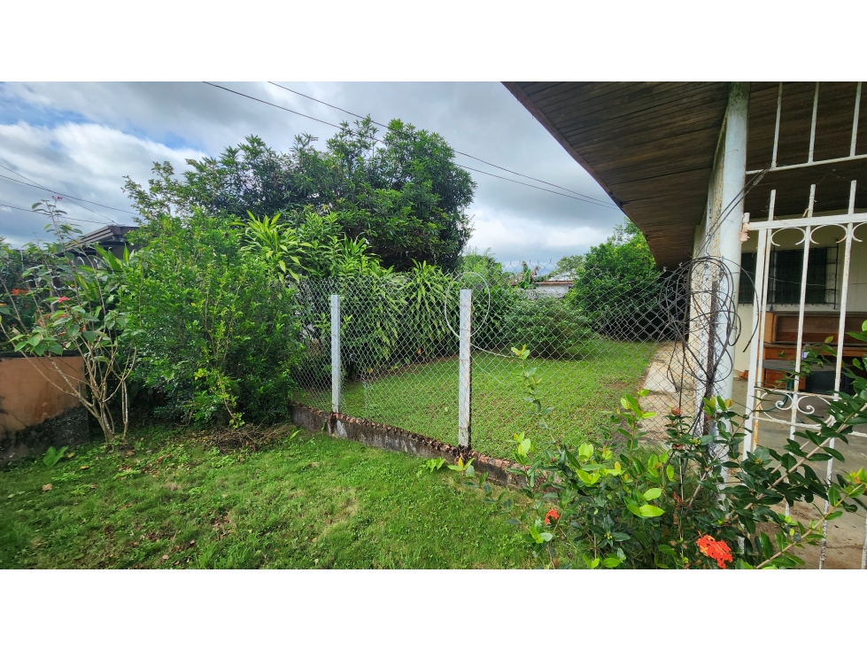 Propiedad en venta con potencial para desarrollo comercial — foto 6