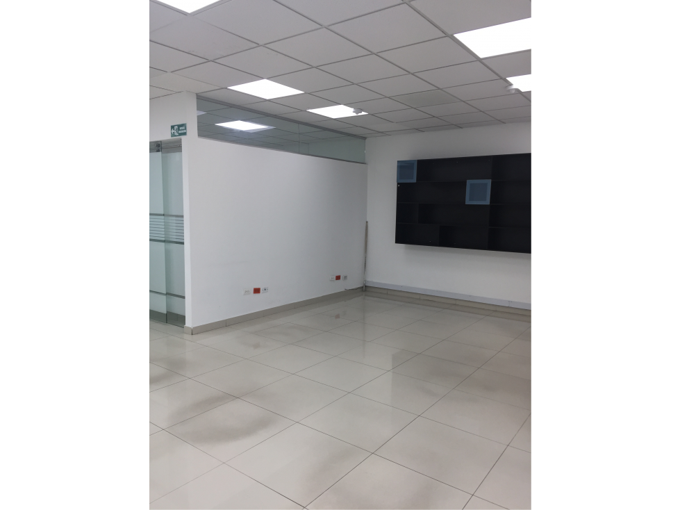VENDO OFICINA CHICO