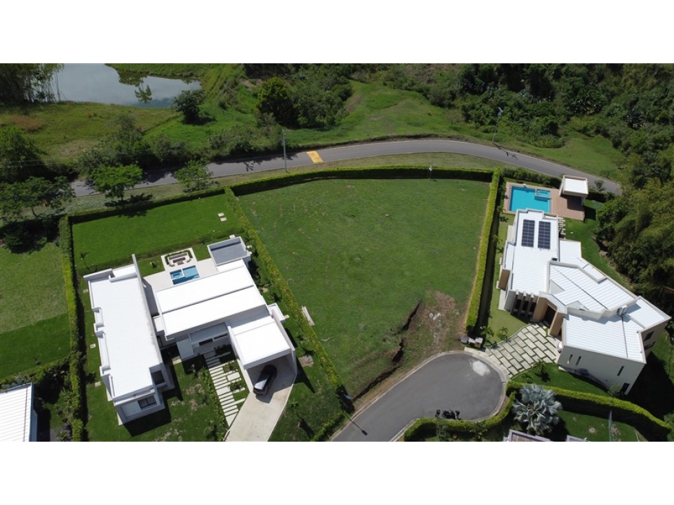 LOTE EN VENTA — foto 2