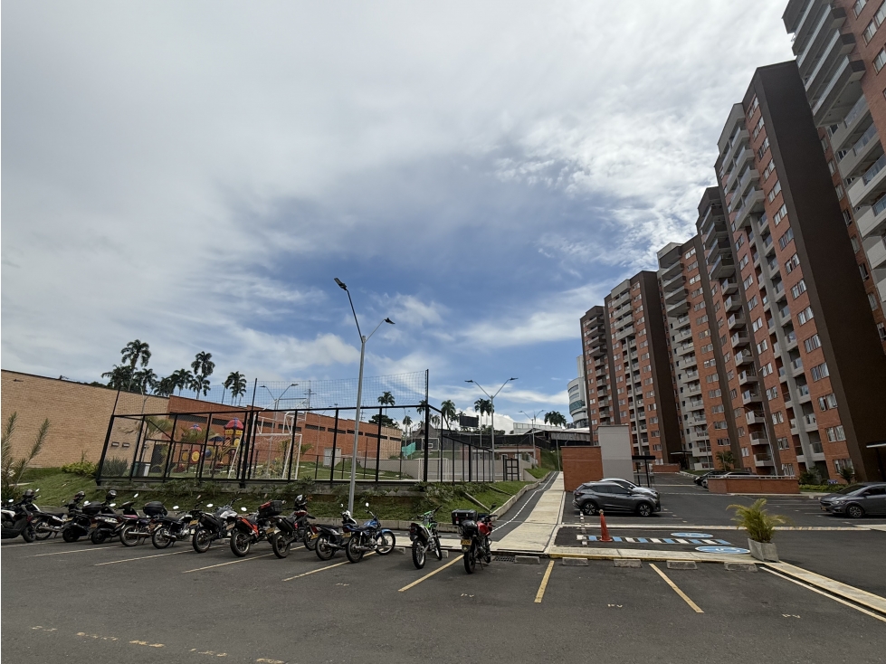 APARTAMENTO EN VENTA CONJ. SENDEROS DE SAN SILVESTRE, AV SUR — foto 4