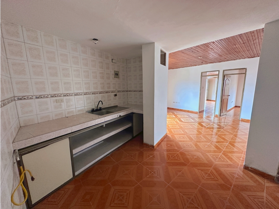 APARTAMENTO EN RENTA SECTOR LA BADEA — foto 6