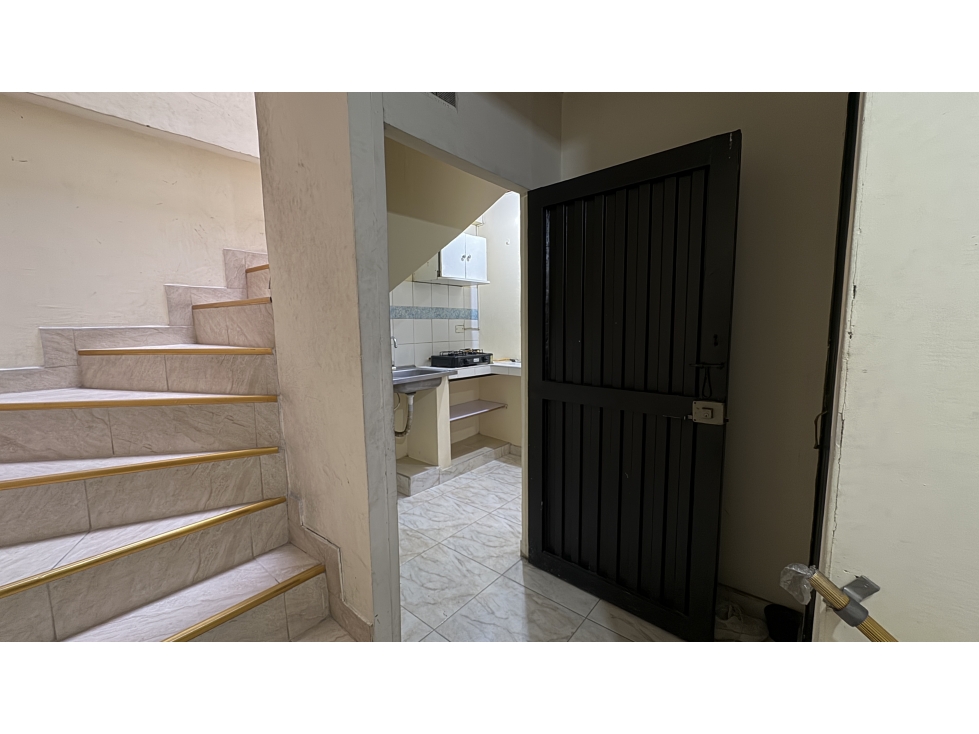 APARTAESTUDIO en Arriendo en PEREIRA - 2500 LOTES — foto 3