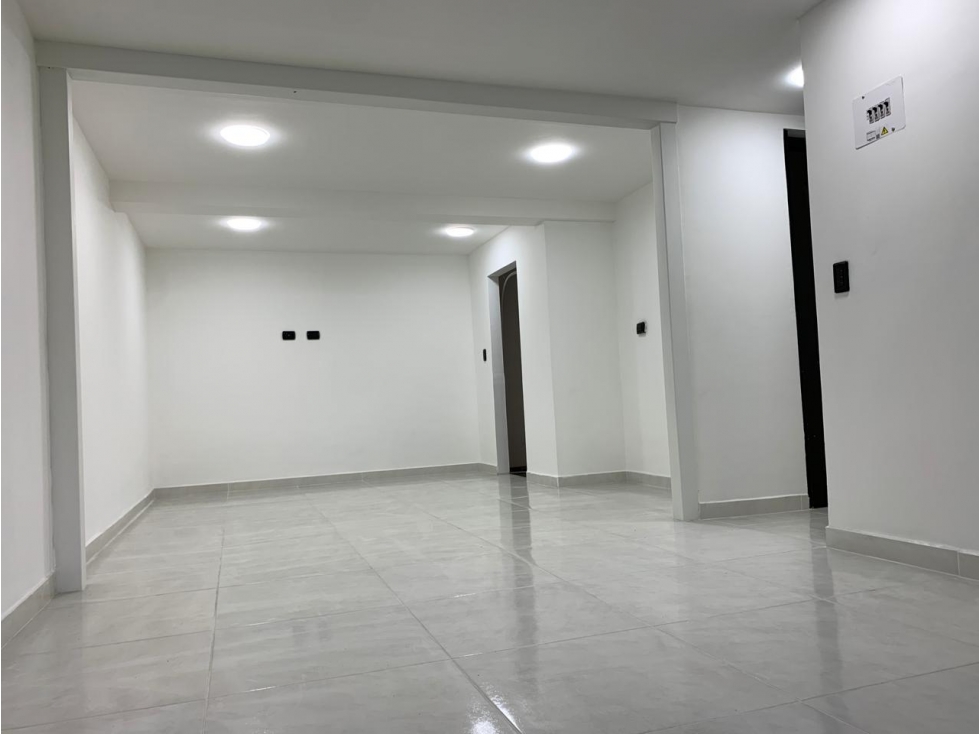 LOCAL COMERCIAL EN RENTA DOSQUEBRADAS RISARALDA - 6