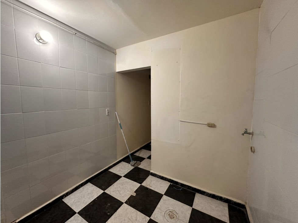APARTAMENTO EN RENTA SEGUNDO PISO BARRIO VICTORIA PEREIRA — foto 6