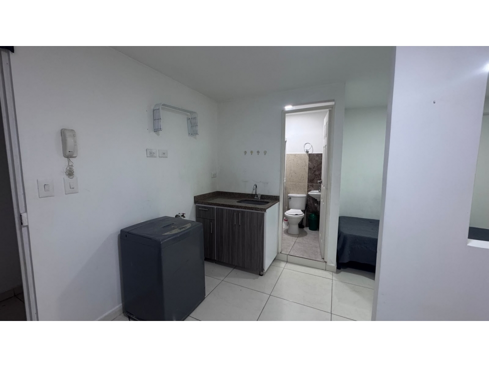 APARTAESTUDIO EN RENTA A CUADRA Y MEDIA DE LA U. ANDINA PEREIRA — foto 4