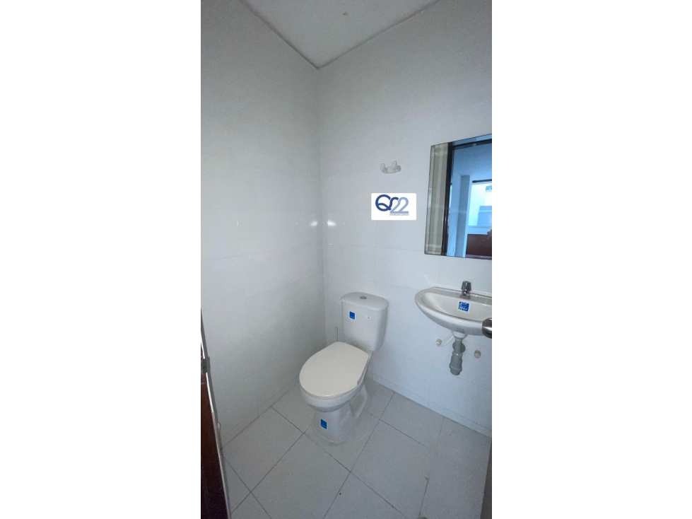 HERMOSA OFICINA PARA ARRIENDO CRA 18 BUCARAMANGA OF 204 - 5