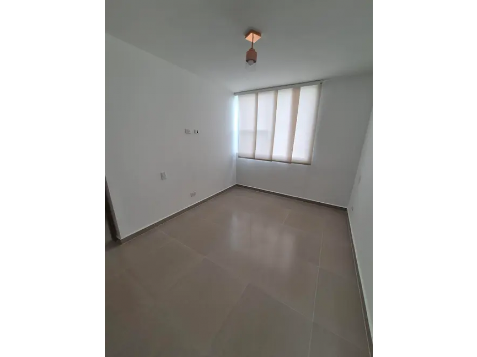 HERMOSO APARTAMENTO EN VENTA CONDOMINIO MONTECASINO ABADIAS — foto 4