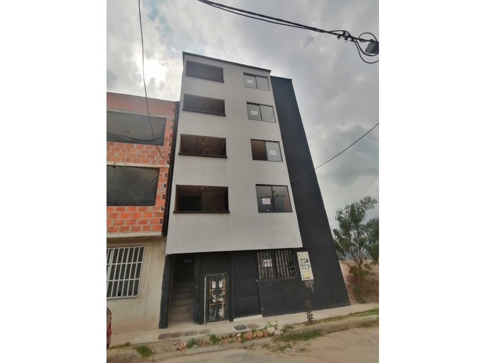 HERMOSO APARTAMENTO PARA ARRIENDO GIRON-LLANADAS DEL VIENTO