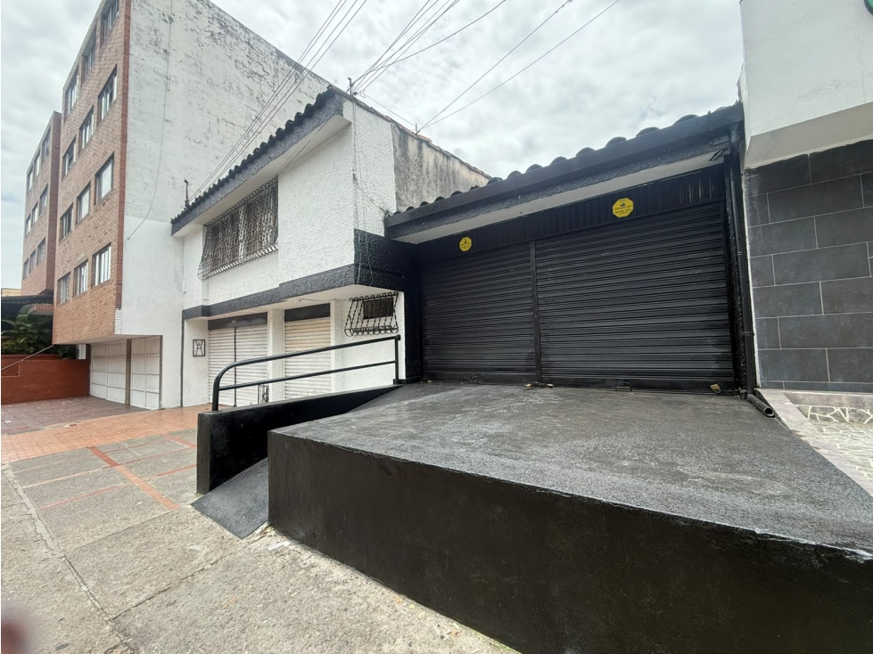 CASA COMERCIAL EN ARRIENDO - 1